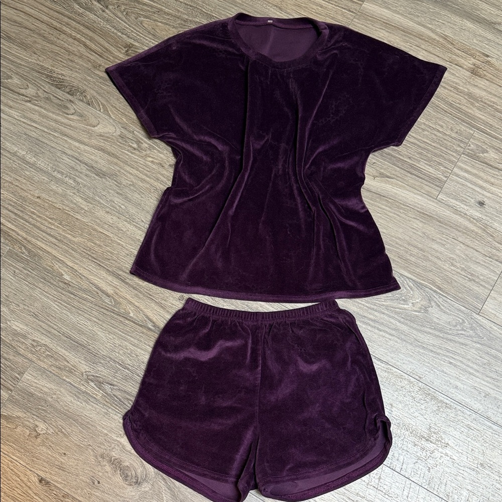 Plush Purple Women's Sleepwear Set